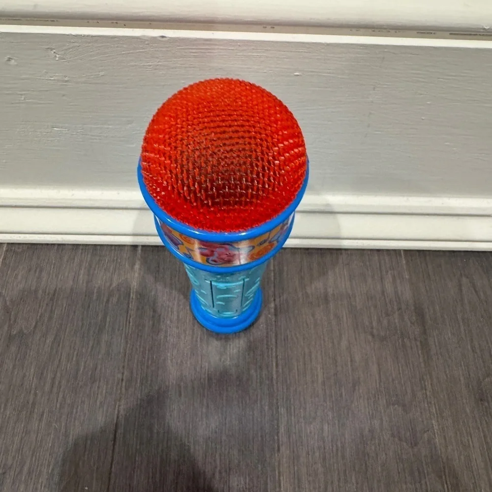 Blue’s Clues Josh, Blue & Magenta Vibrant Red and Blue Learning Microphone Toy